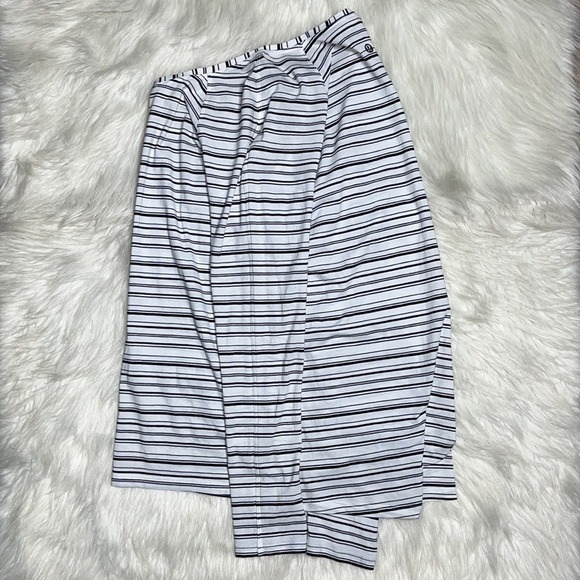 Lululemon Emerald Long Sleeve Shirt - Picture 4 of 6